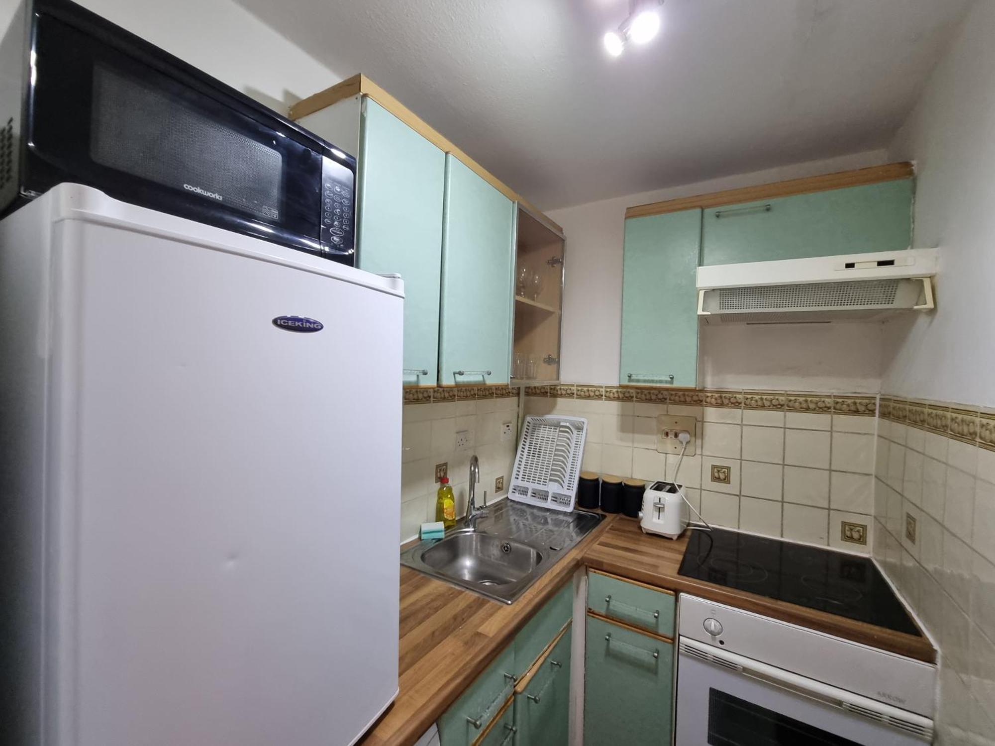 Gorgeous Near Paddington Fits 3 London